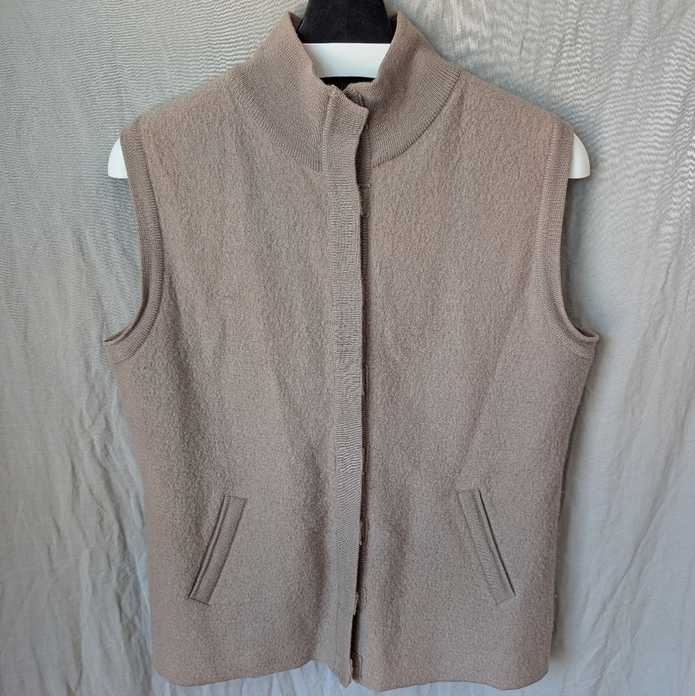 100% Wool Vest Women's Small Fields Australia Boiled Tan Beige Capsule Minimal